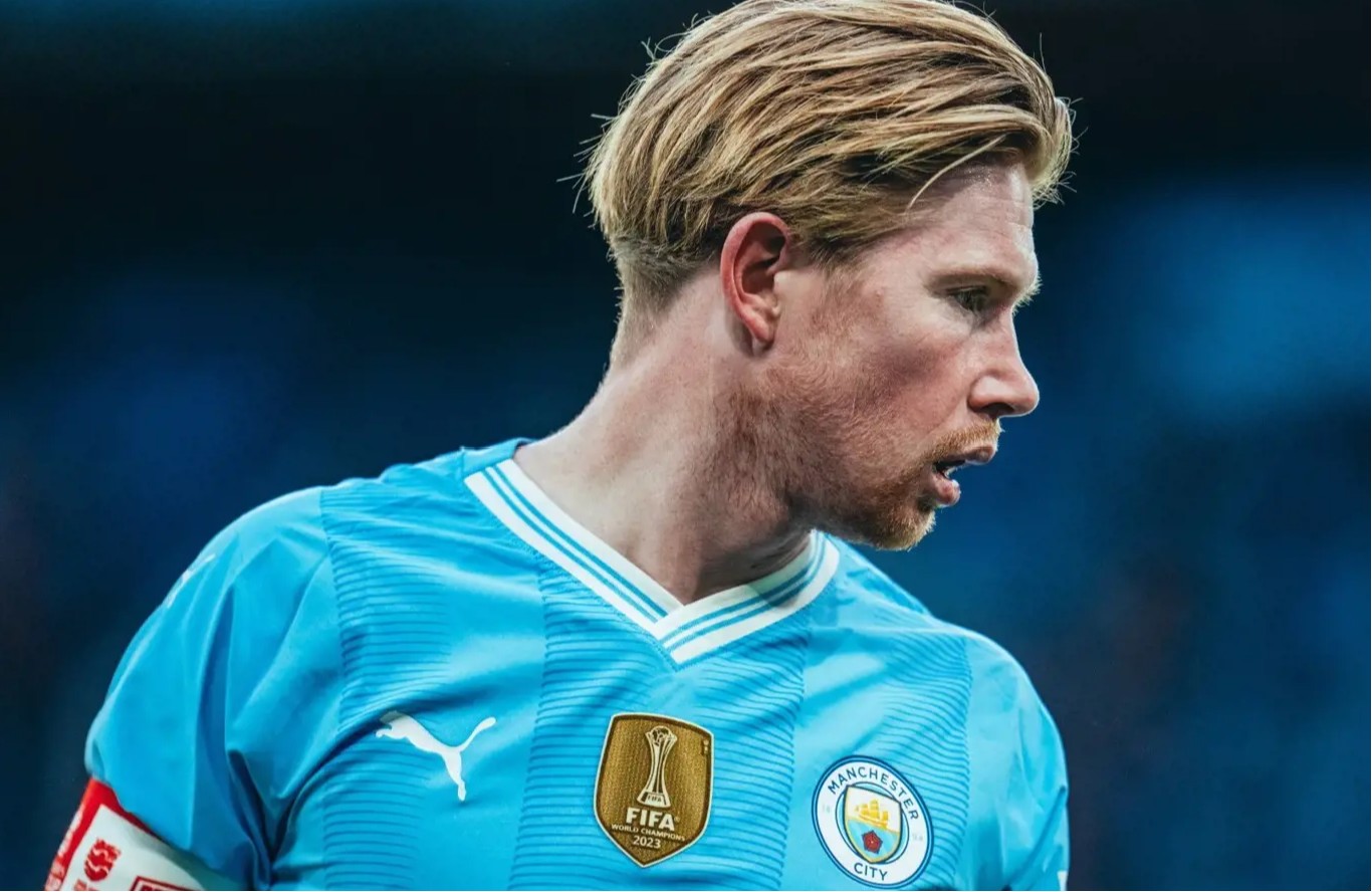 德布劳内回归赛场，问鼎冠军首场状态亮眼，老鹰观众沸腾！